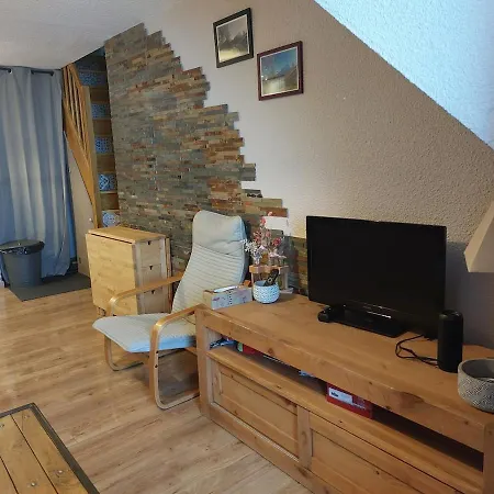 Apartment Beautiful 42m2 Appartement, Quiet, Free Covered Parking *